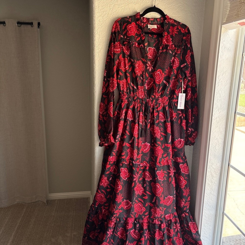 Boemo Floral Maxi Dress Womens L Red Black Long Sleeve Tiered Ruffle Boho